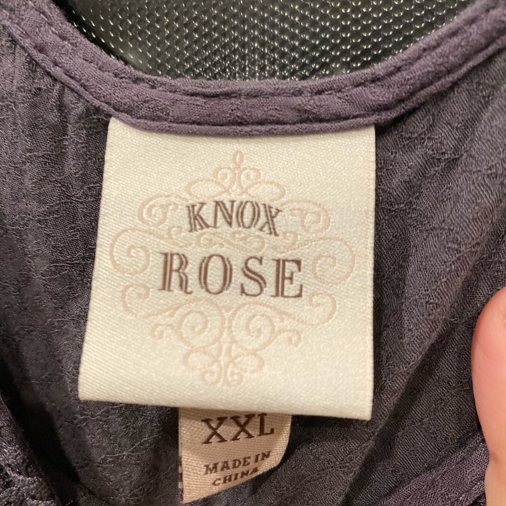 Knox Rose - Picture 2 of 2